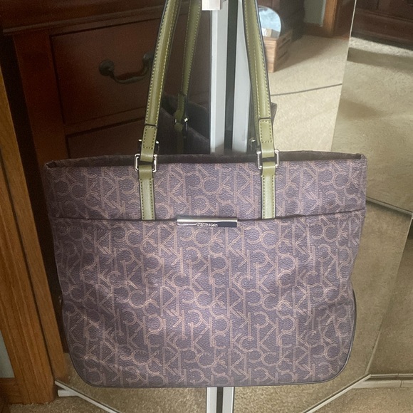 Cute bag from Calvin Klein - Picture 1 of 10